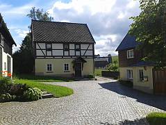 Bild 1 wird geladen...